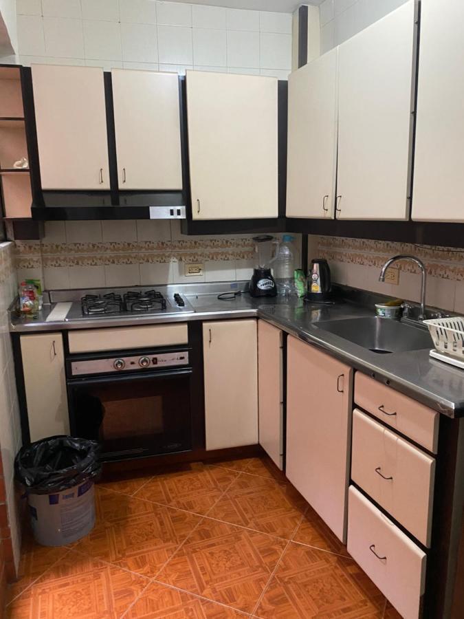 Hostel Kumho Home Меделин Екстериор снимка