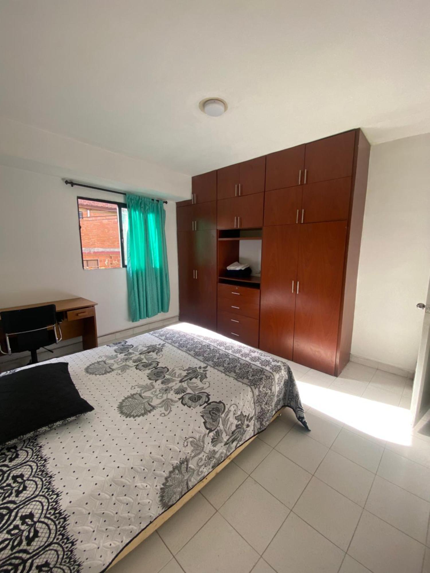 Hostel Kumho Home Меделин Екстериор снимка